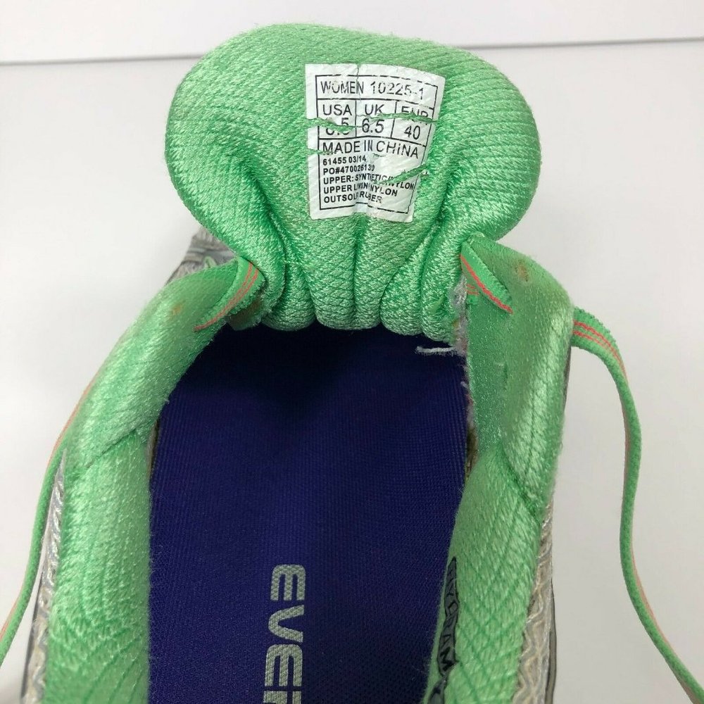 Saucony Hurricane 16 Women's Athletic Running Shoe - Picture 8 of 8